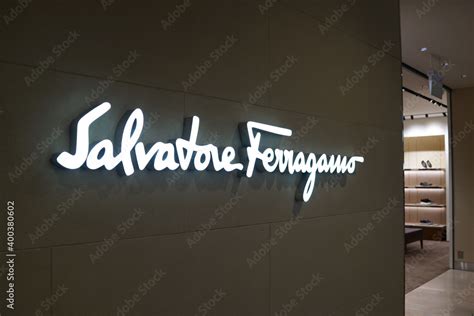 salvatore ferragamo sign in.